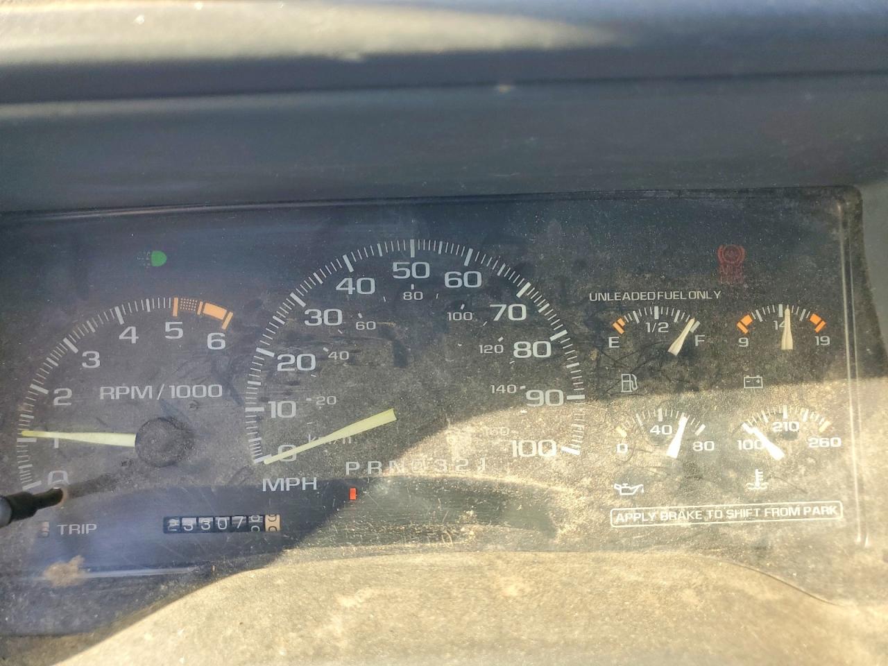 1996 CHEVROLET GMT-400 C1500 photo 17