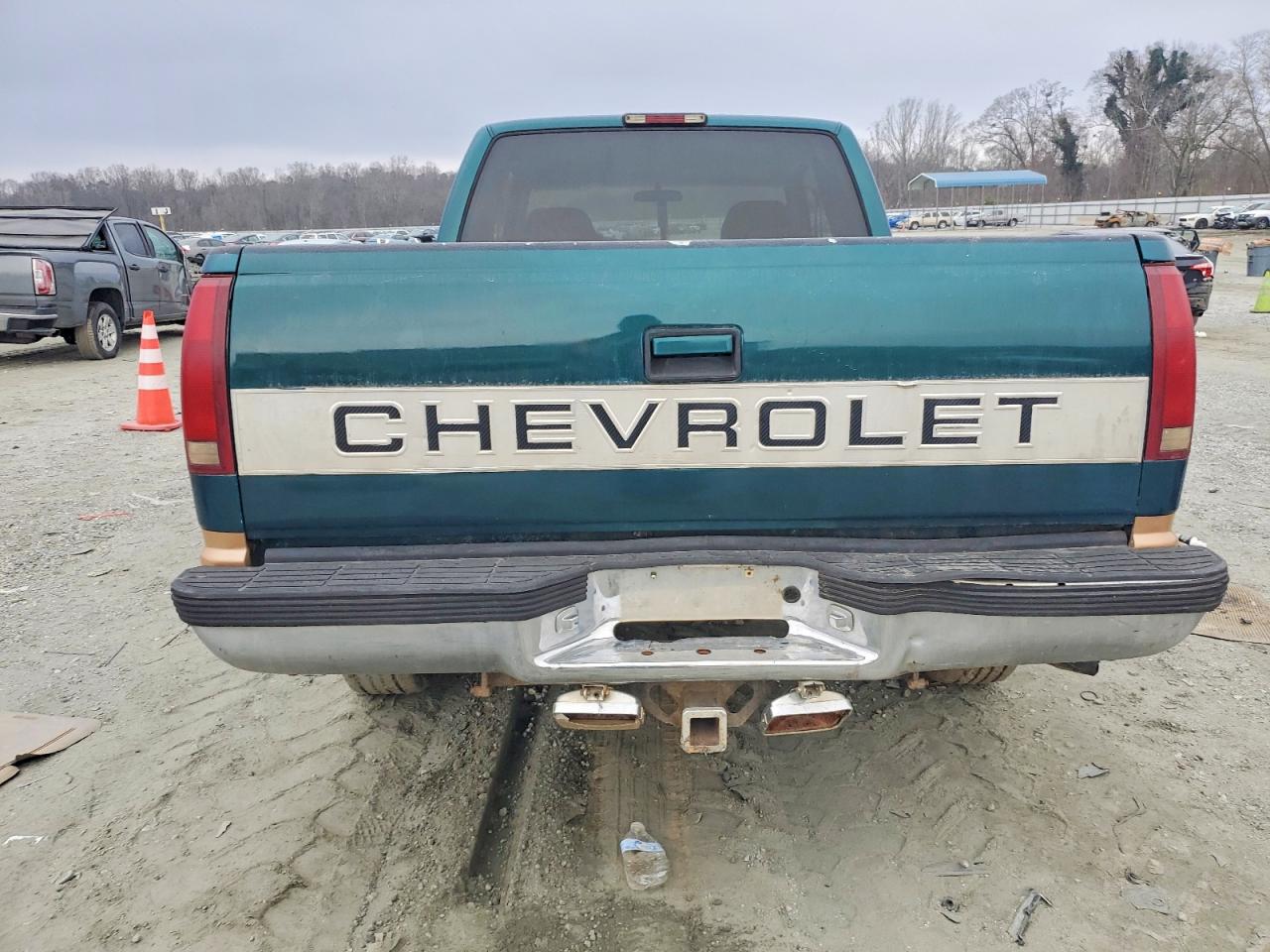 1996 CHEVROLET GMT-400 C1500 photo 11