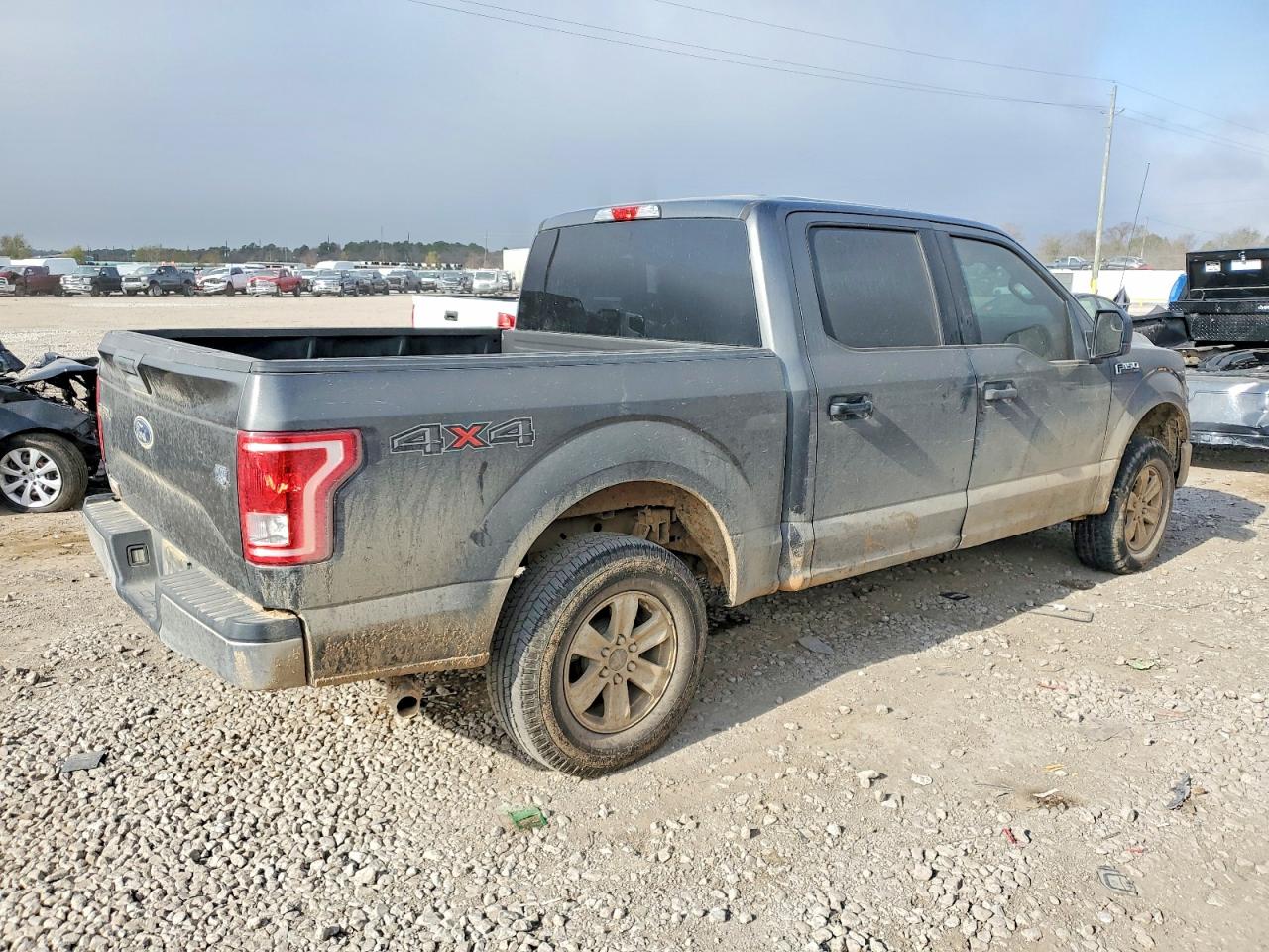 2017 FORD F150 SUPERCREW photo 3
