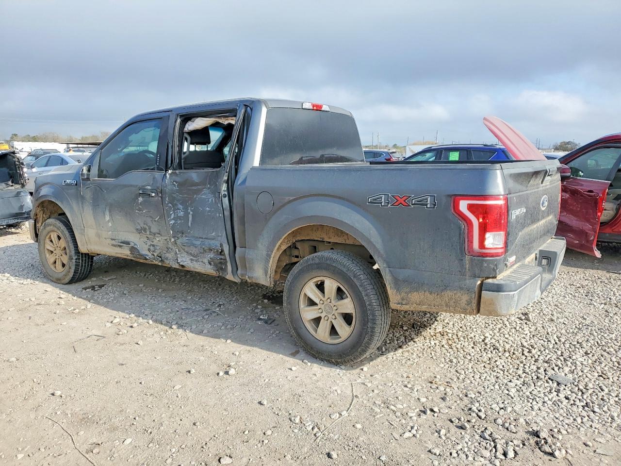 2017 FORD F150 SUPERCREW photo 2