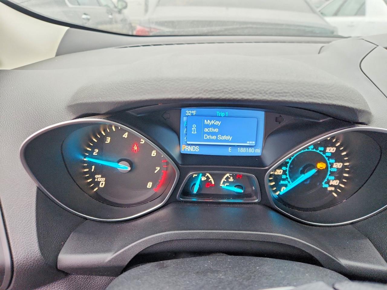 2014 FORD ESCAPE SE photo 9