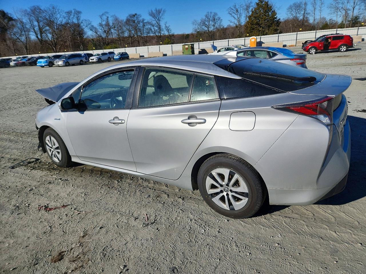 2016 TOYOTA PRIUS photo 2