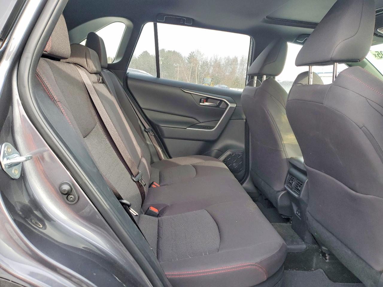2024 TOYOTA RAV4 PRIME SE photo 11