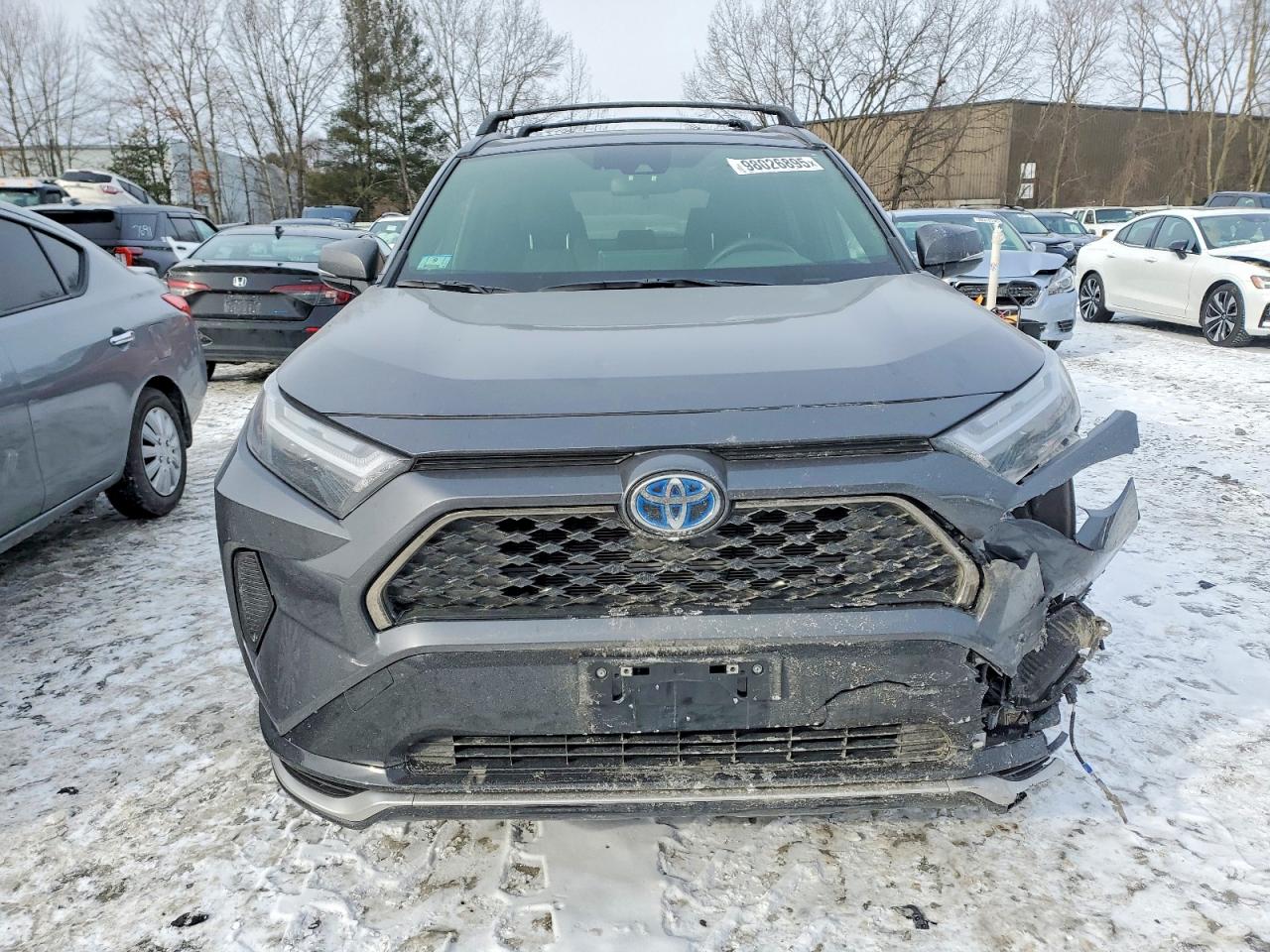 2024 TOYOTA RAV4 PRIME SE photo 5