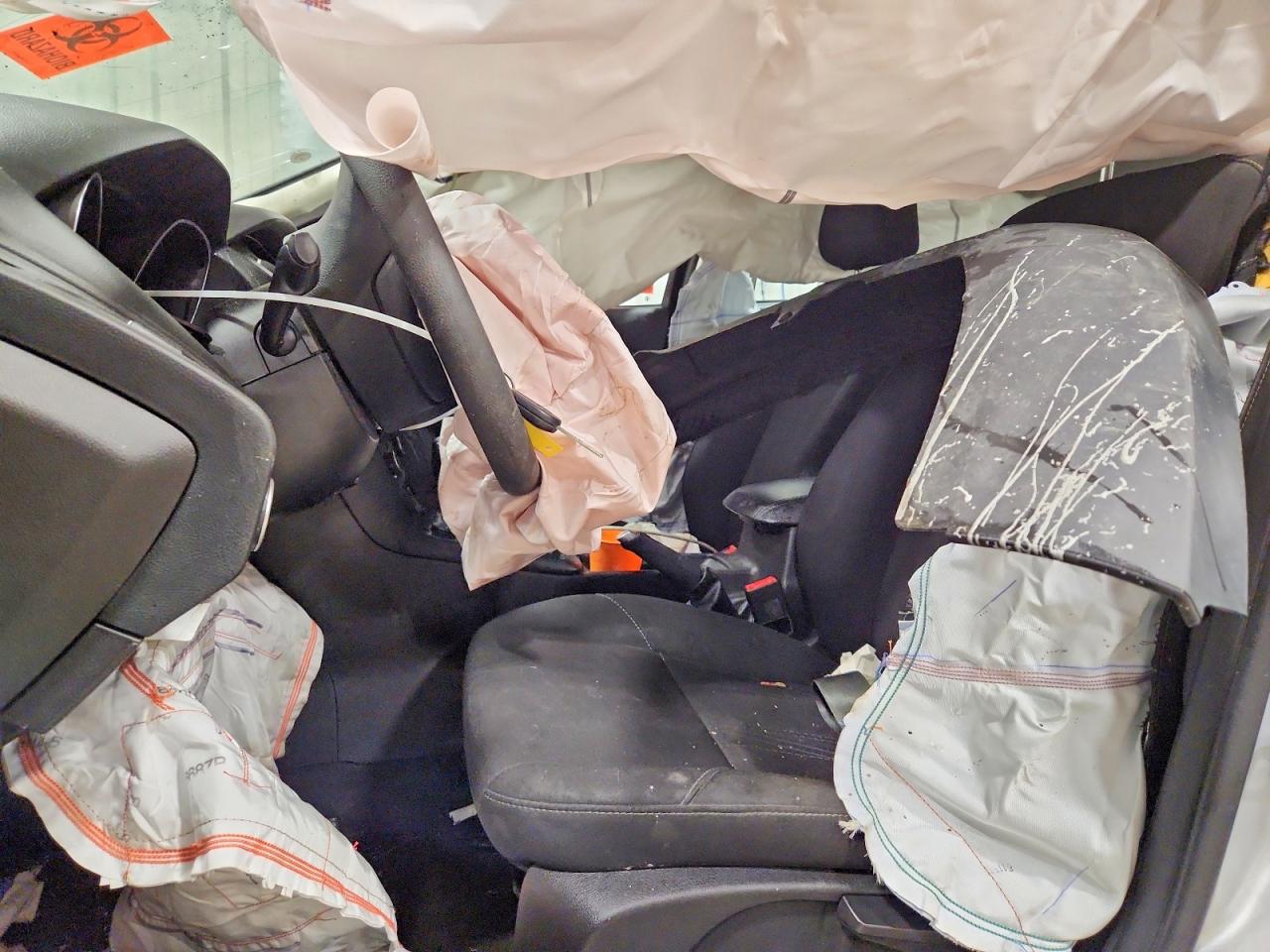 2018 FORD FOCUS SE photo 7