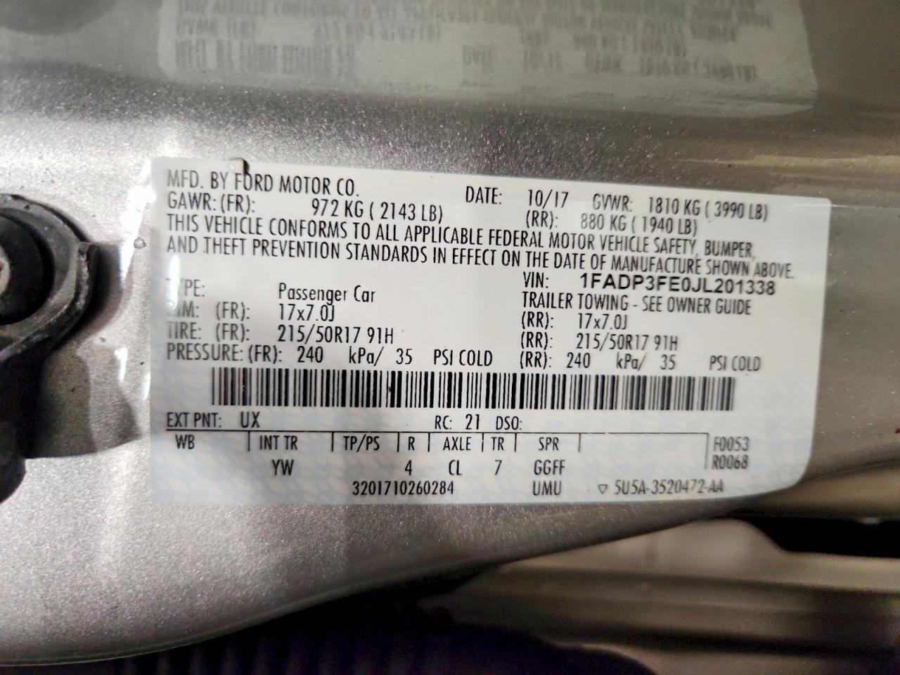 2018 FORD FOCUS SE photo 12