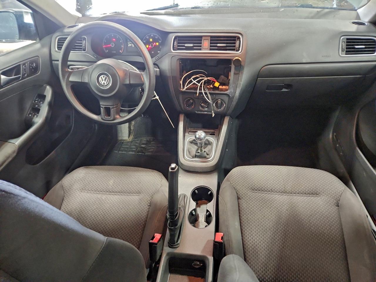 2012 VOLKSWAGEN JETTA BASE photo 8