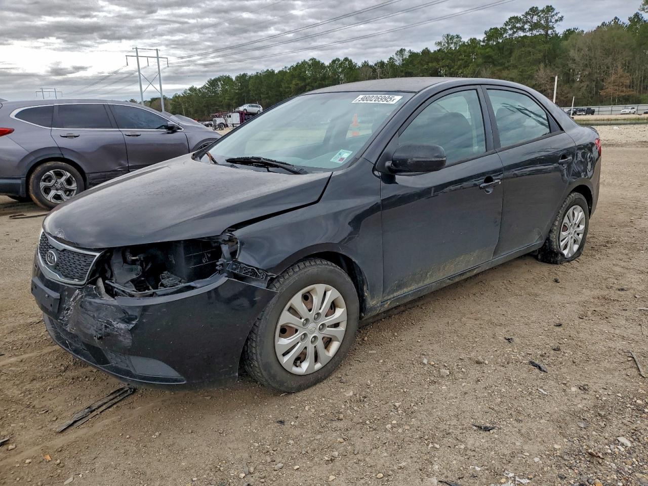 2013 KIA FORTE