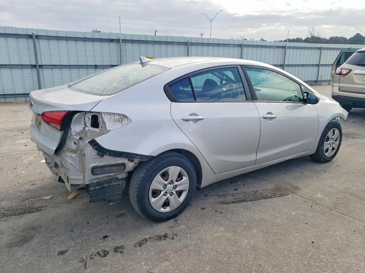 2018 KIA FORTE LX photo 5