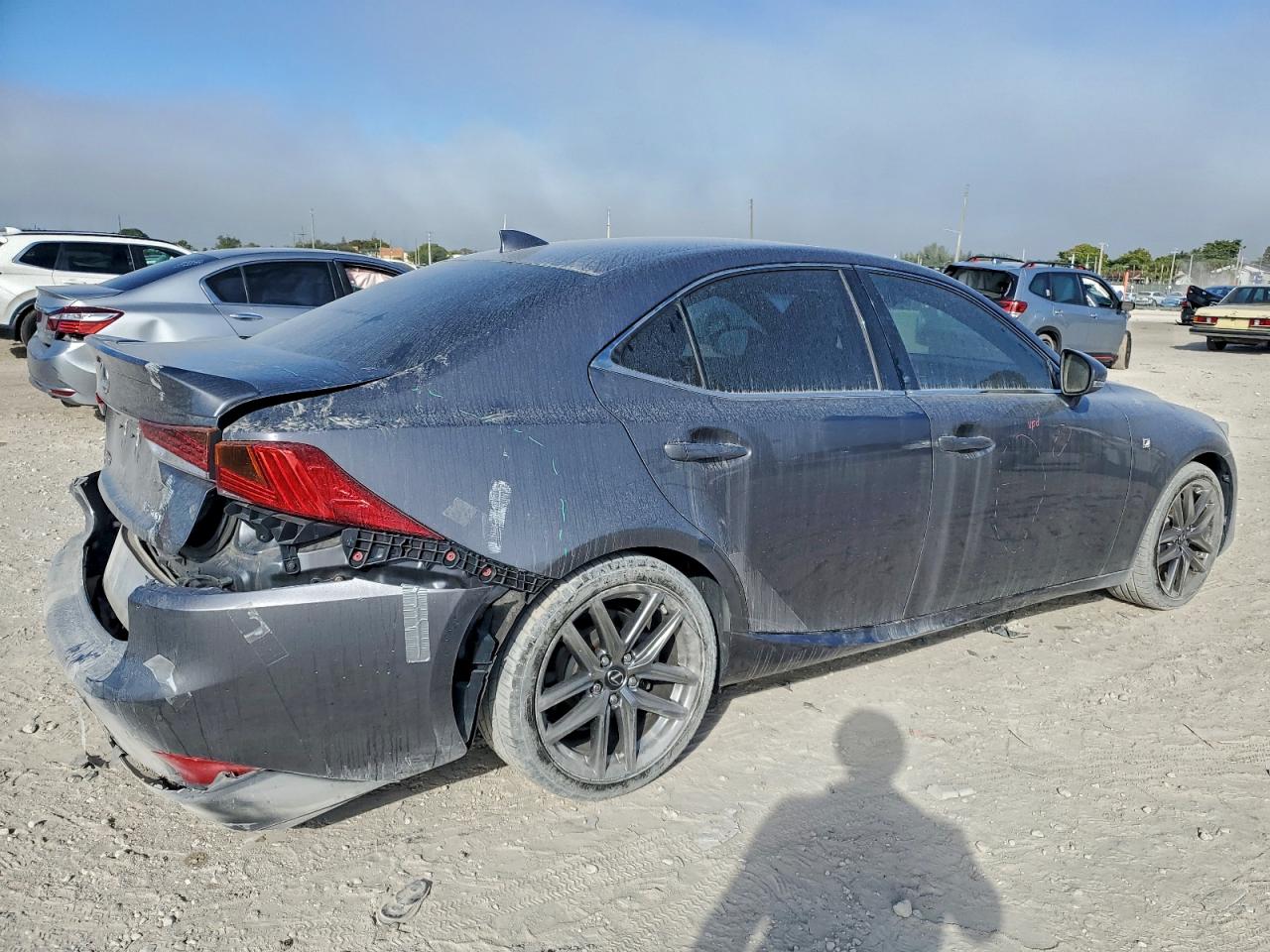 2018 LEXUS IS 300 photo 3