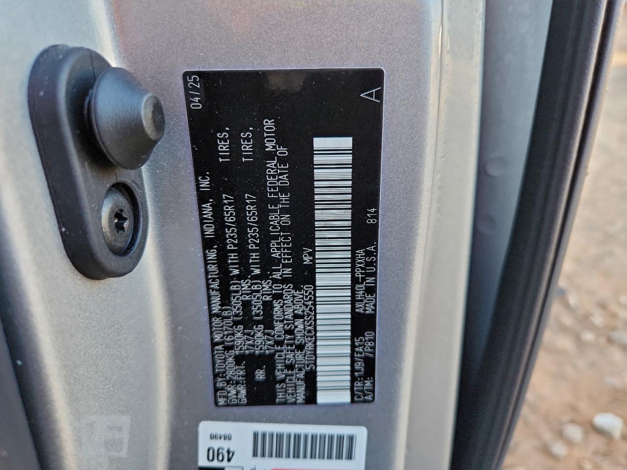 2025 TOYOTA SIENNA XLE photo 13