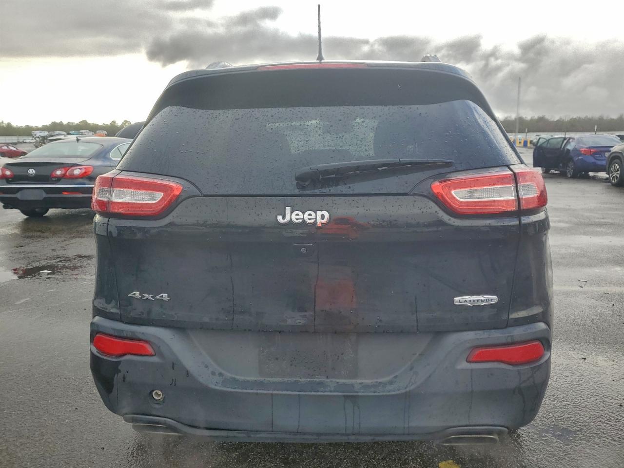 2017 JEEP CHEROKEE LATITUDE photo 6