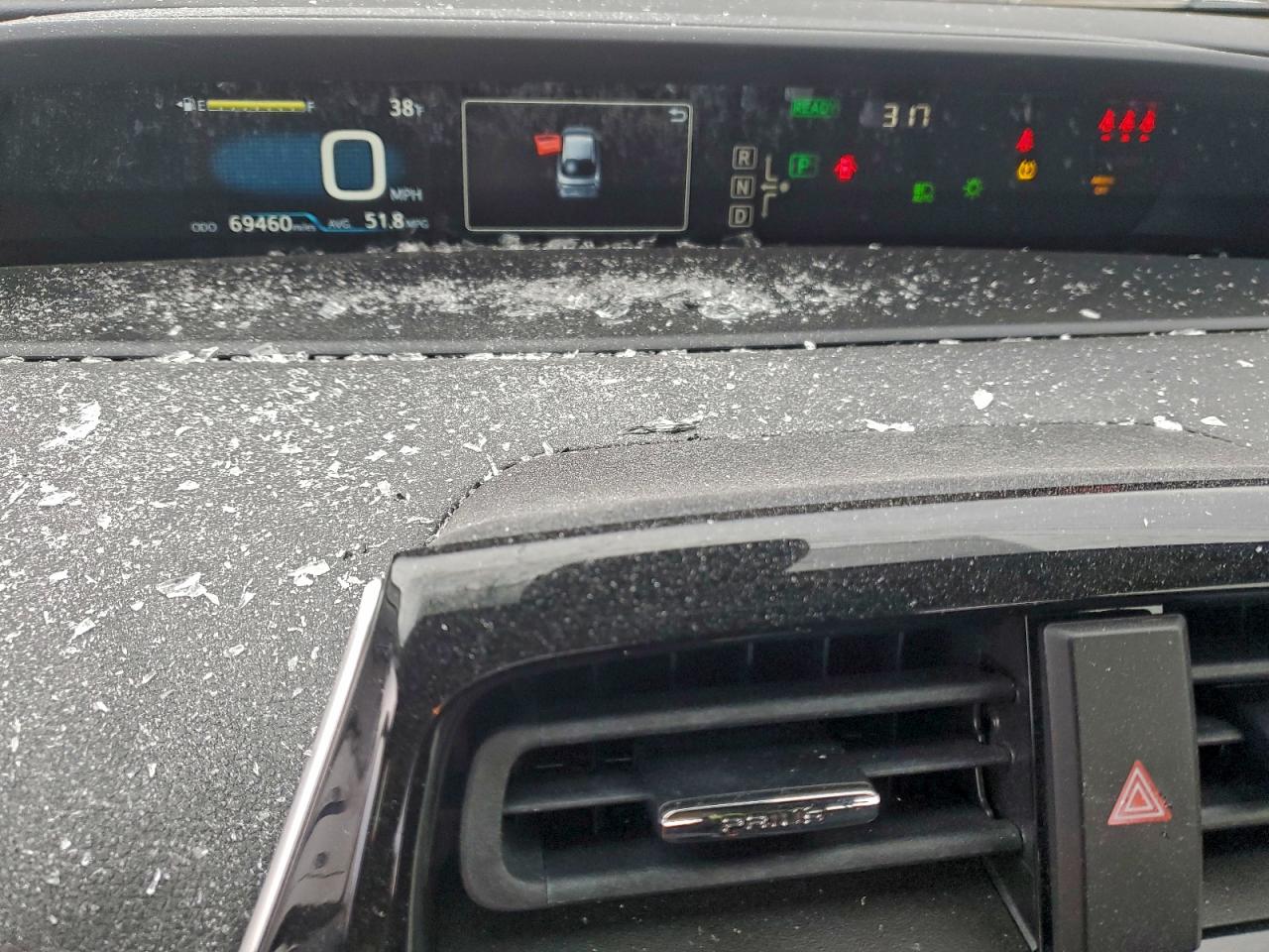 2017 TOYOTA PRIUS photo 9