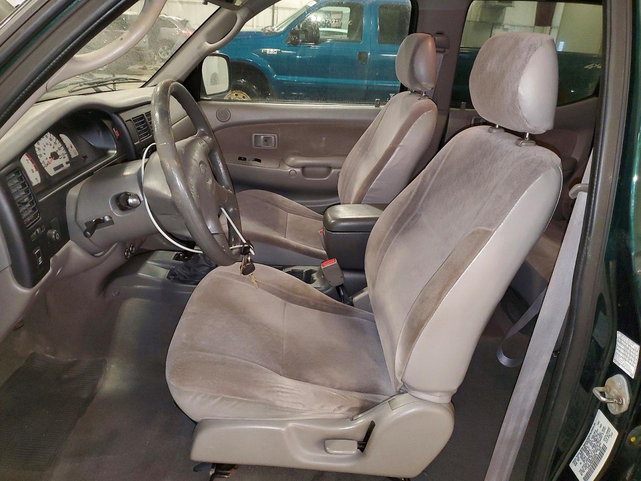 2002 TOYOTA TACOMA DOUBLE CAB photo 13