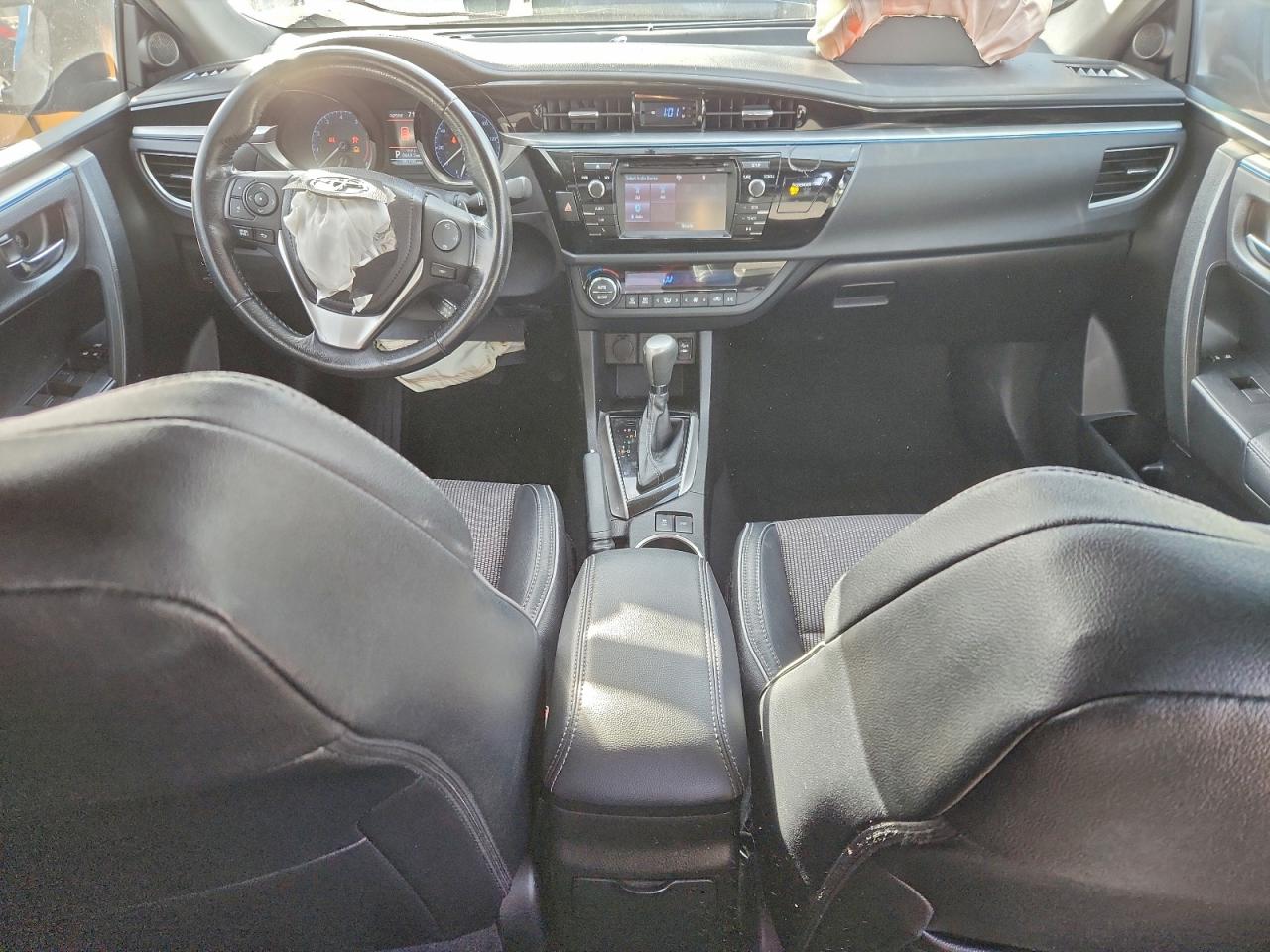 2016 TOYOTA COROLLA L photo 8