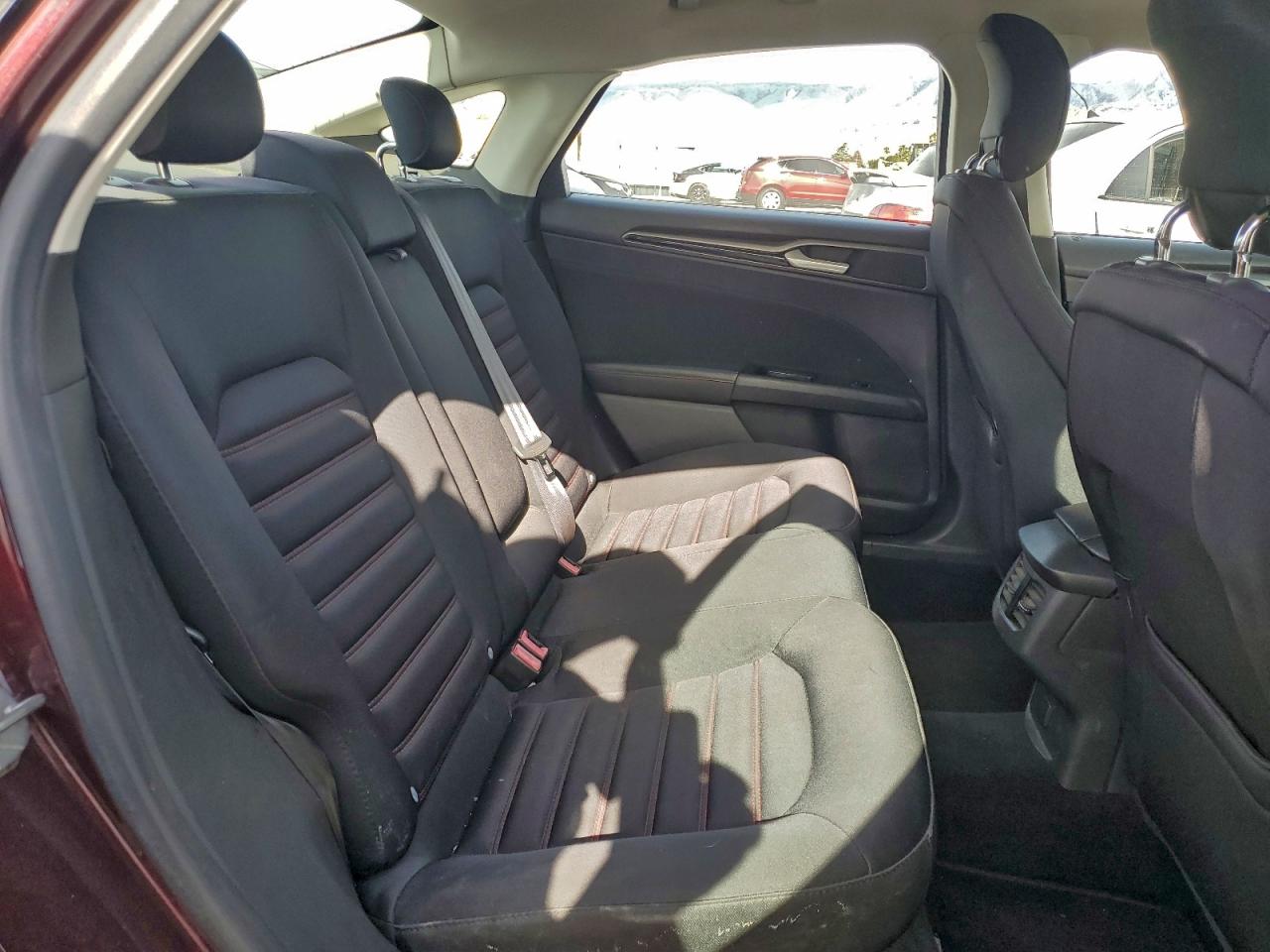 2013 FORD FUSION SE photo 37