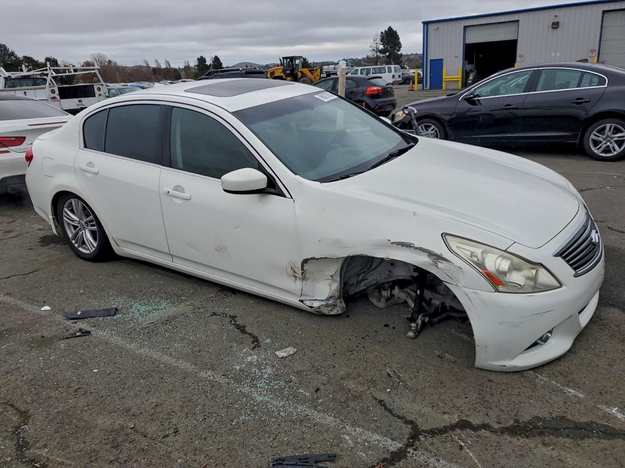 2013 INFINITI G37 BASE photo 4