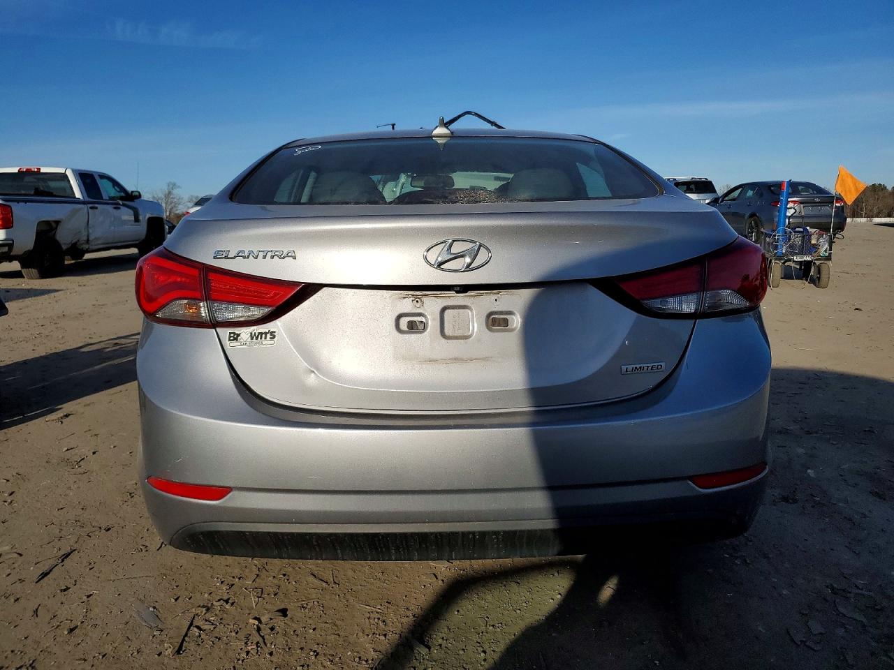 2015 HYUNDAI ELANTRA SE photo 6