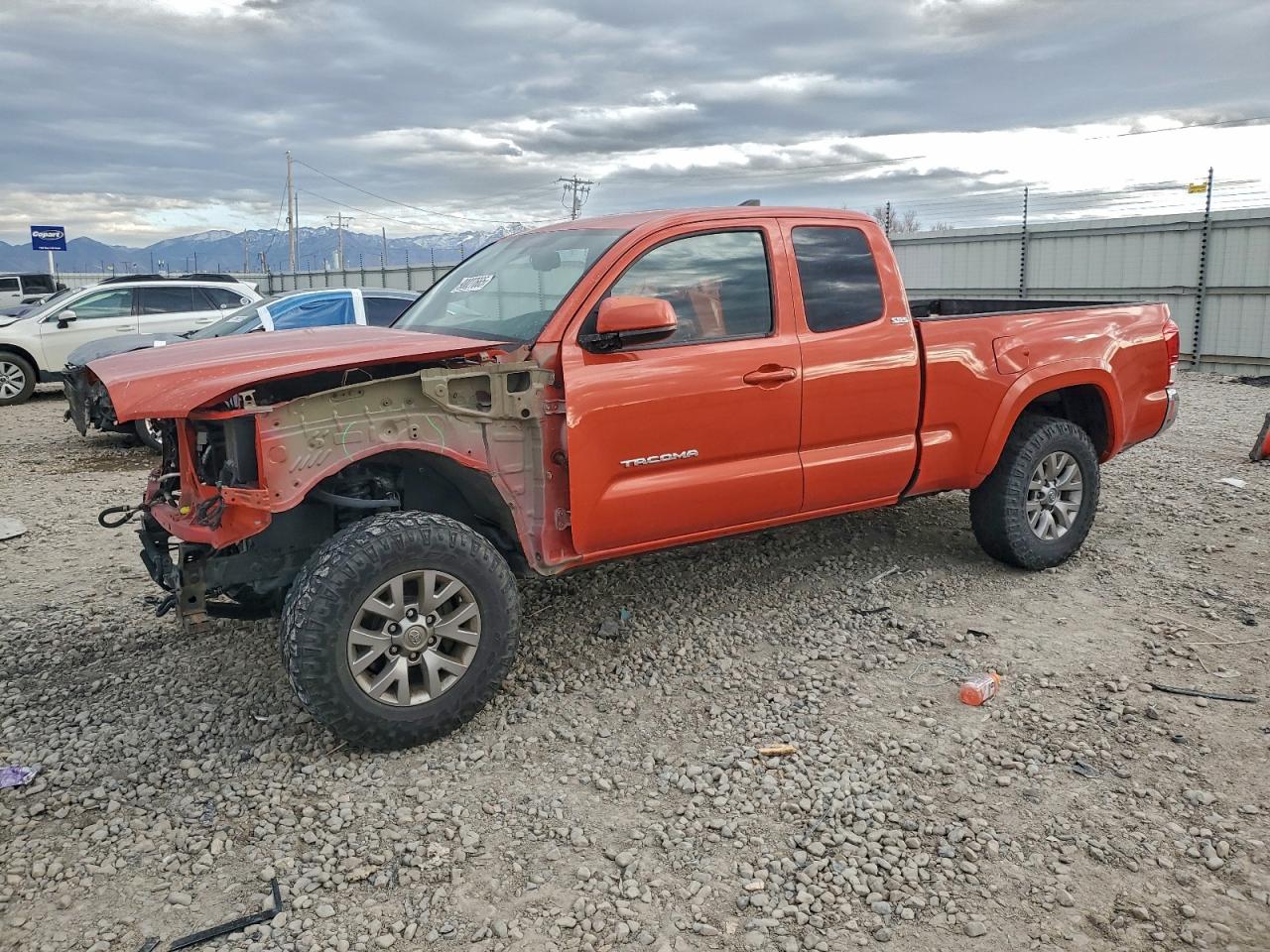 2017 TOYOTA TACOMA