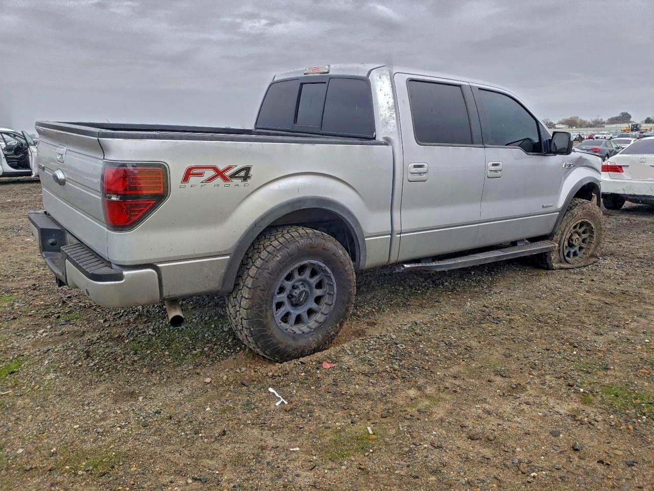 2013 FORD F150 SUPERCREW photo 3