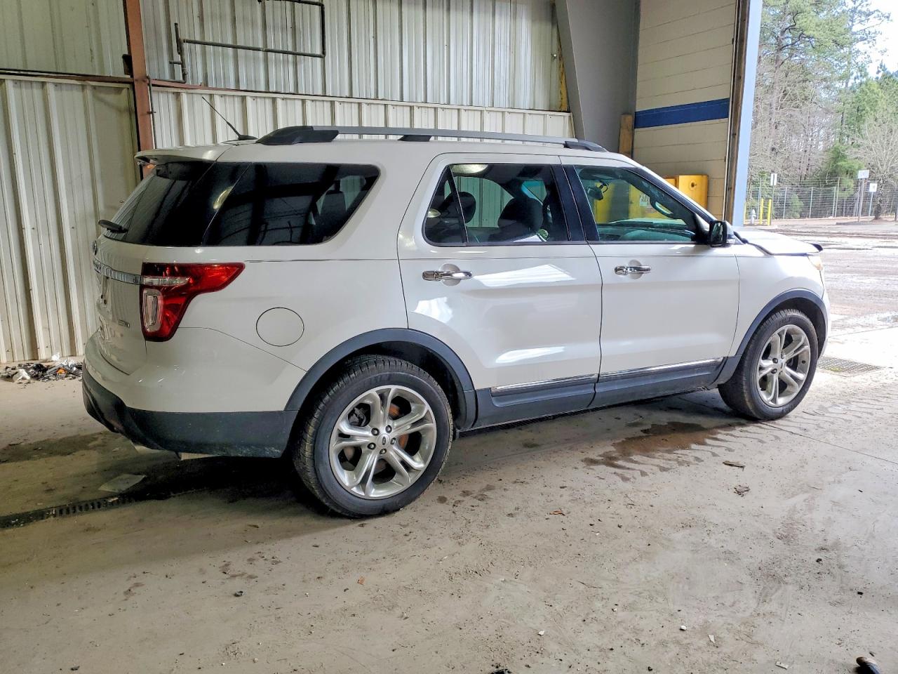2013 FORD EXPLORER LIMITED photo 3