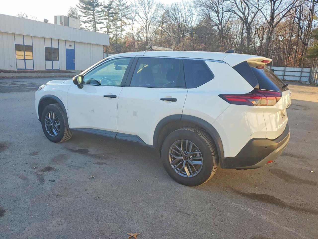 2023 NISSAN ROGUE S photo 2