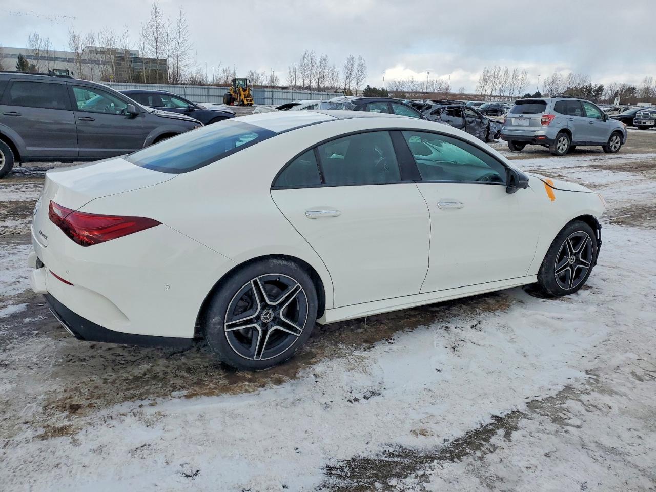 2025 MERCEDES-BENZ CLA 250 4MATIC photo 3