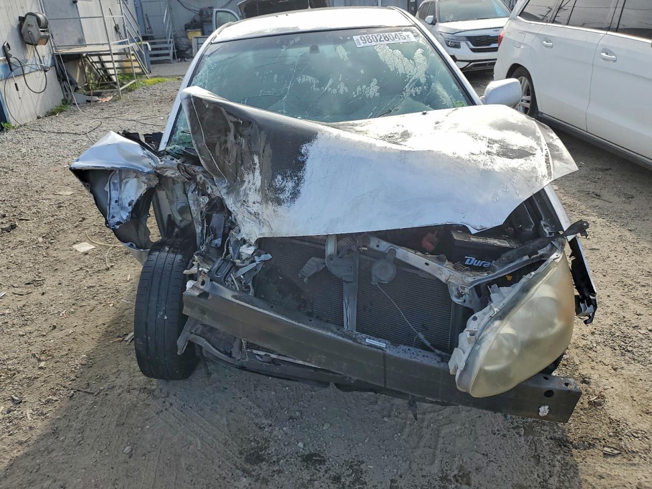 2006 TOYOTA COROLLA CE photo 5