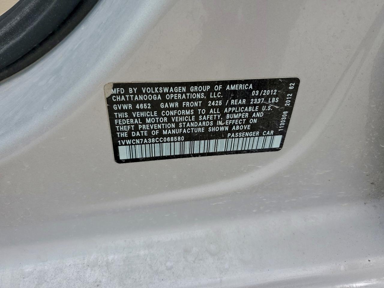 2012 VOLKSWAGEN PASSAT SEL photo 12