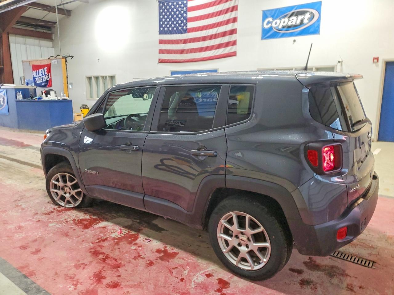 2023 JEEP RENEGADE LATITUDE photo 2