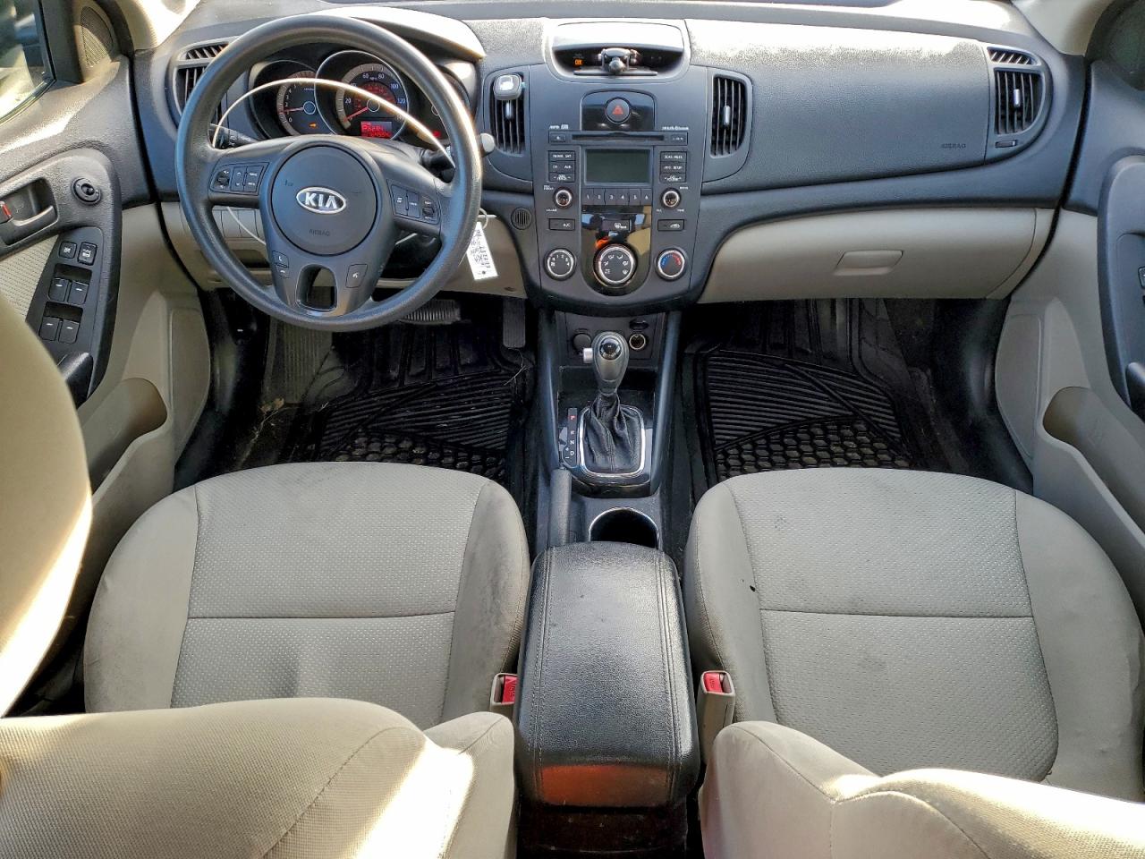 2012 KIA FORTE EX photo 8