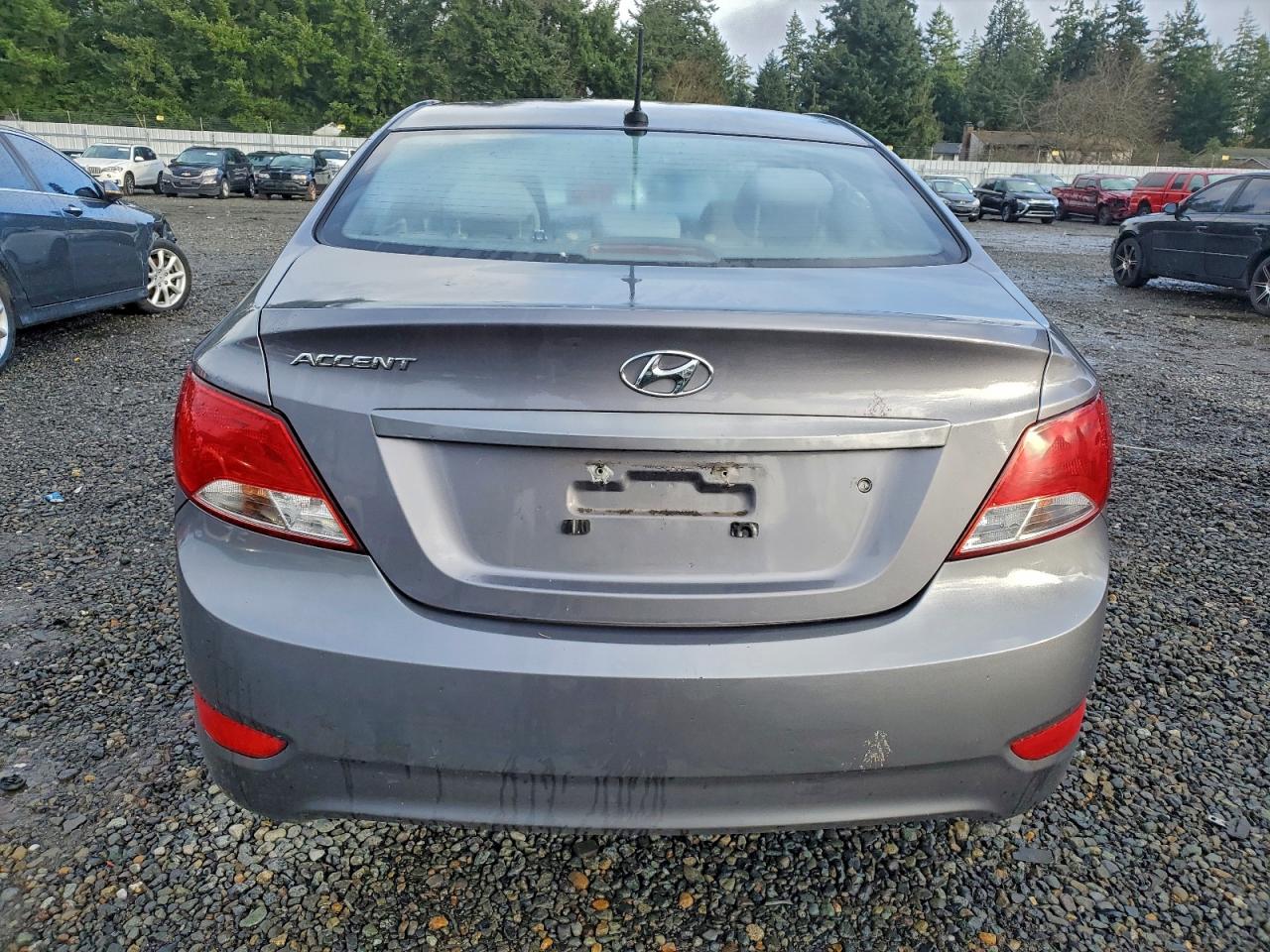 2015 HYUNDAI ACCENT GLS photo 6
