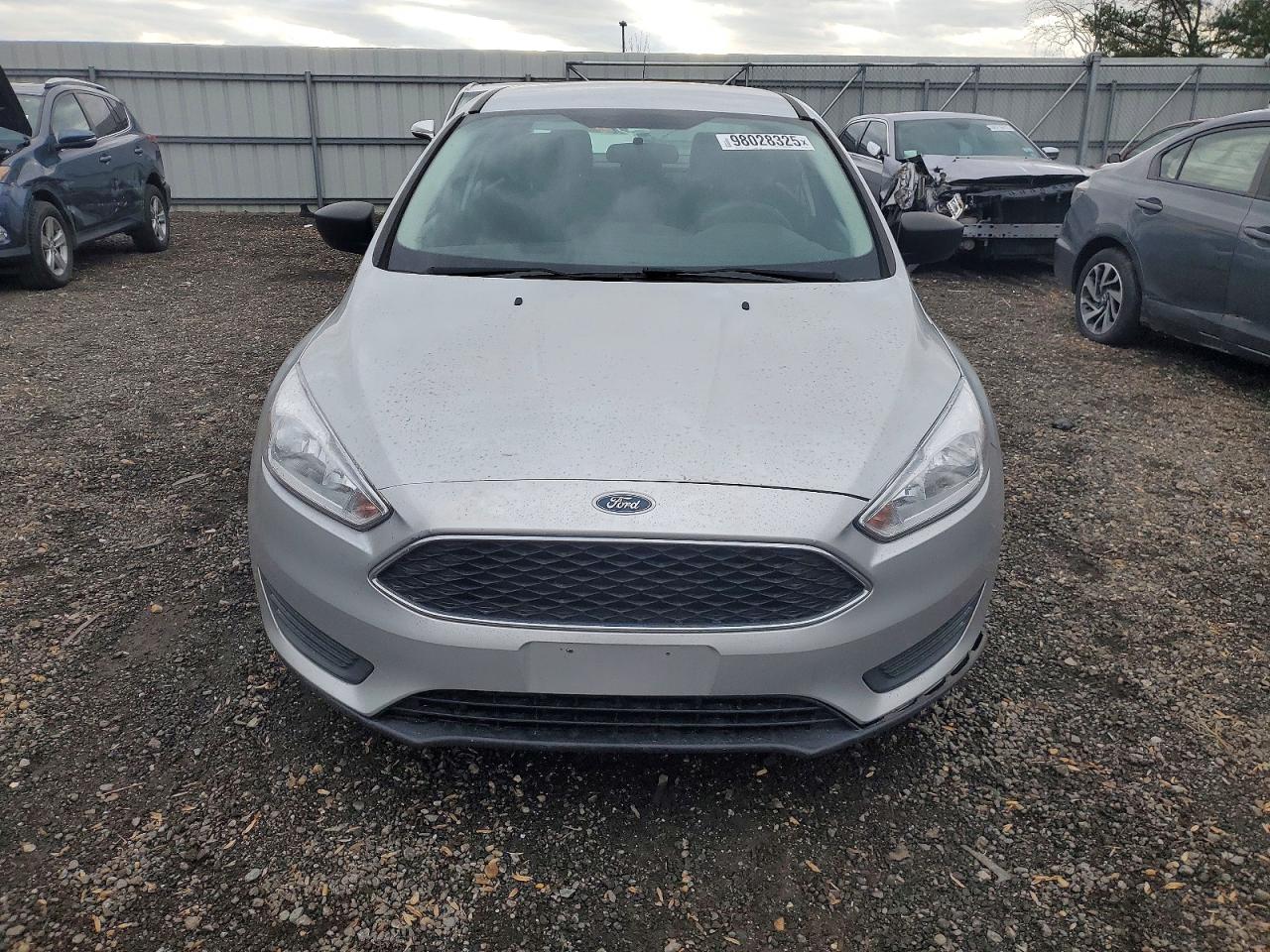 2018 FORD FOCUS S photo 5