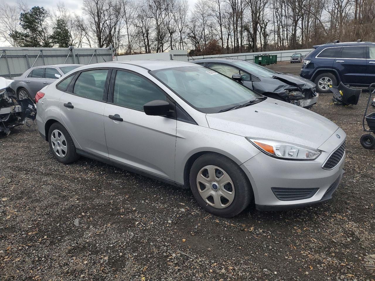 2018 FORD FOCUS S photo 4