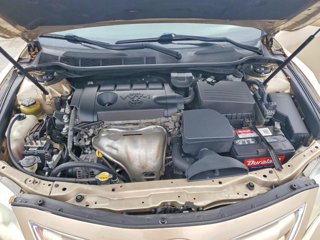 2010 TOYOTA CAMRY BASE photo 11