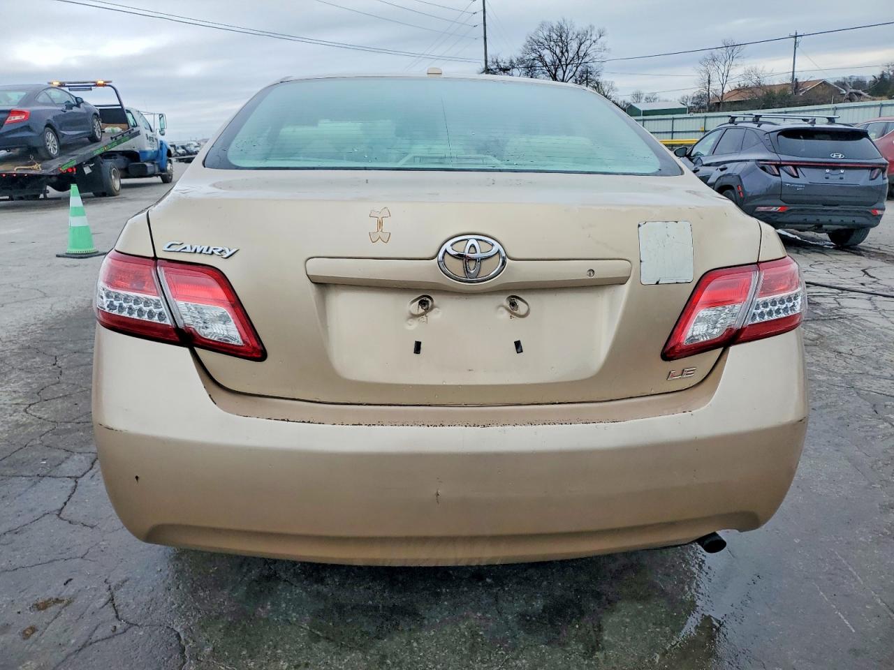 2010 TOYOTA CAMRY BASE photo 6