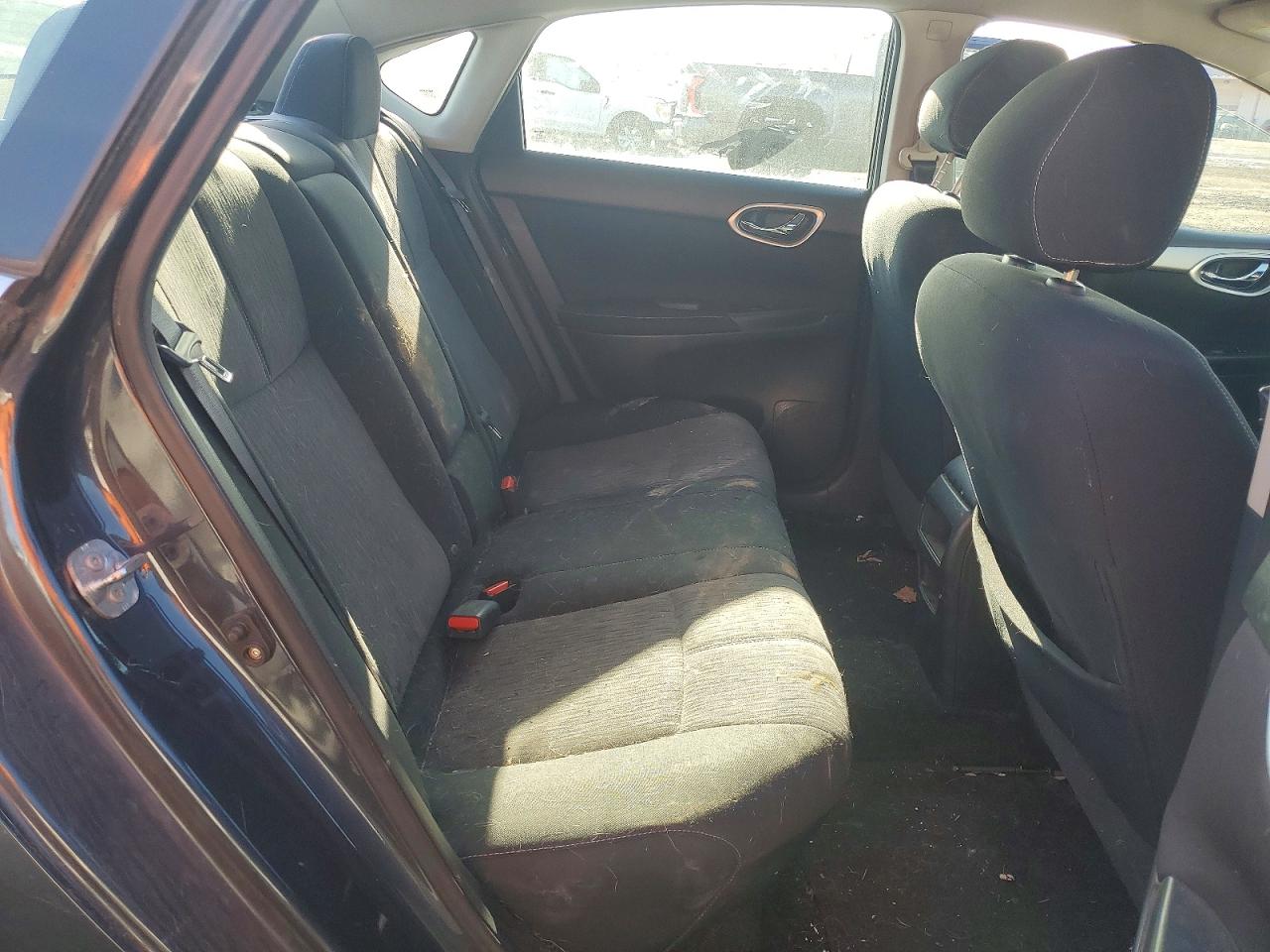 2014 NISSAN SENTRA S photo 10