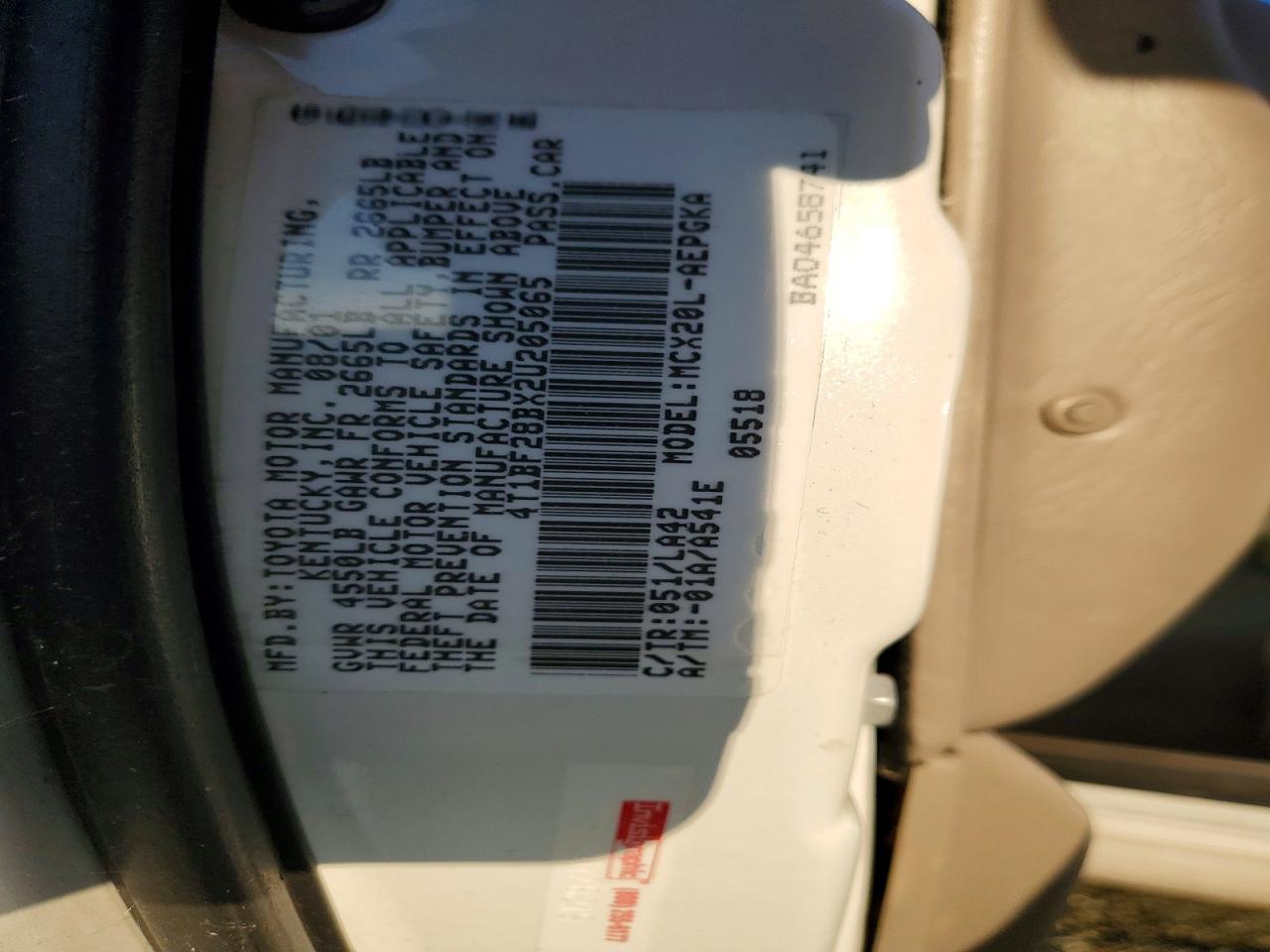 2002 TOYOTA AVALON XL photo 12