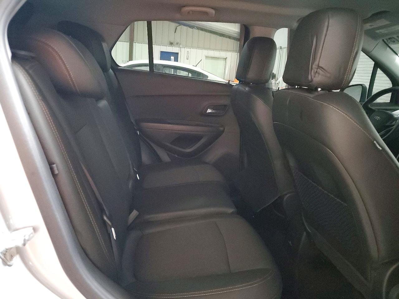 2020 CHEVROLET TRAX 1LT photo 11
