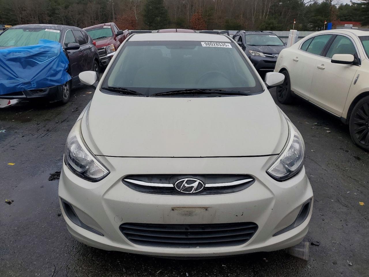 2016 HYUNDAI ACCENT SE photo 5