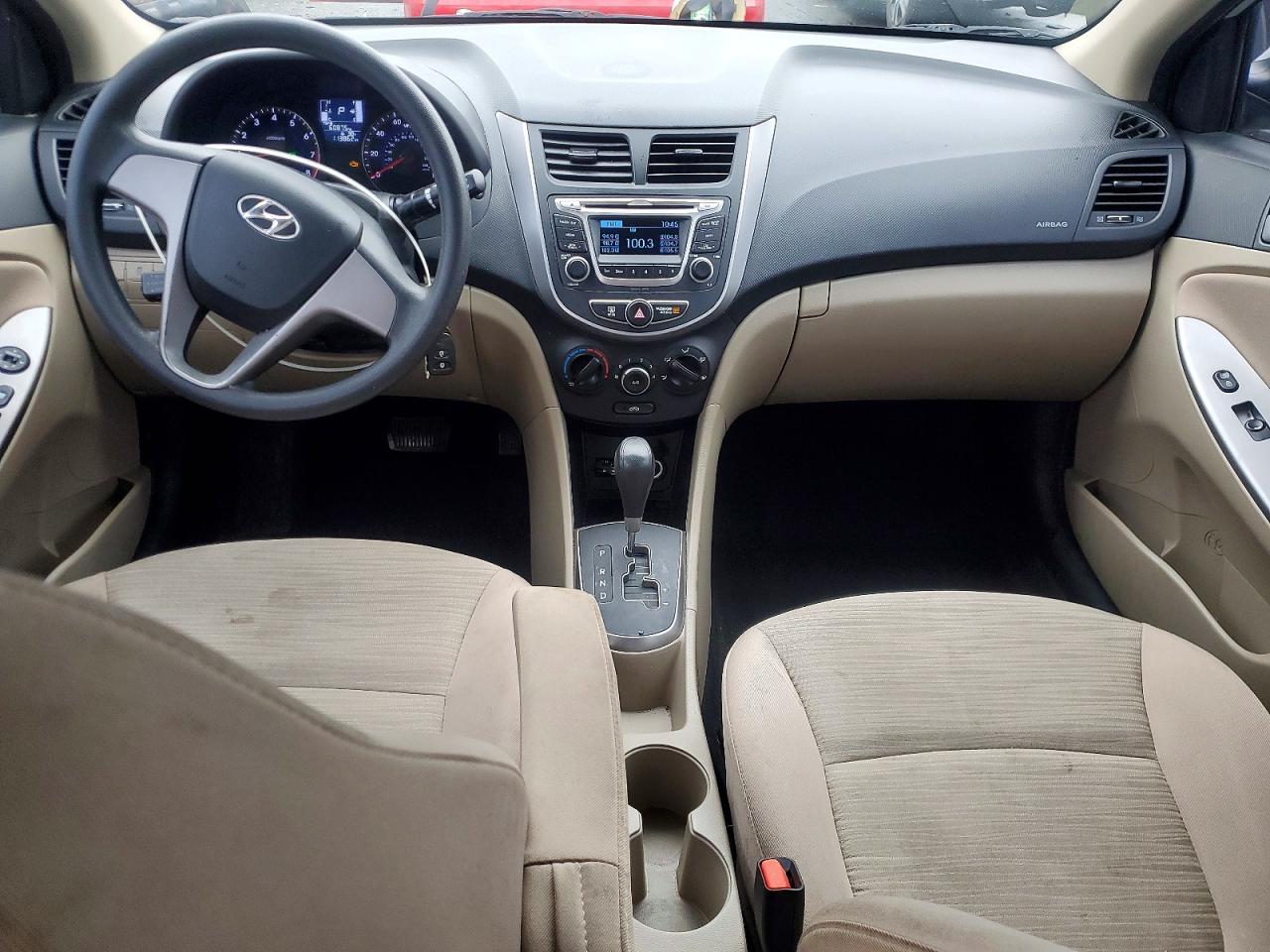 2016 HYUNDAI ACCENT SE photo 8