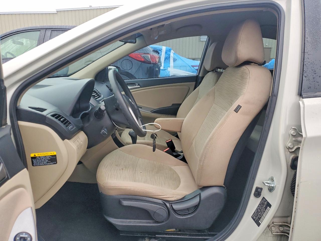2016 HYUNDAI ACCENT SE photo 7