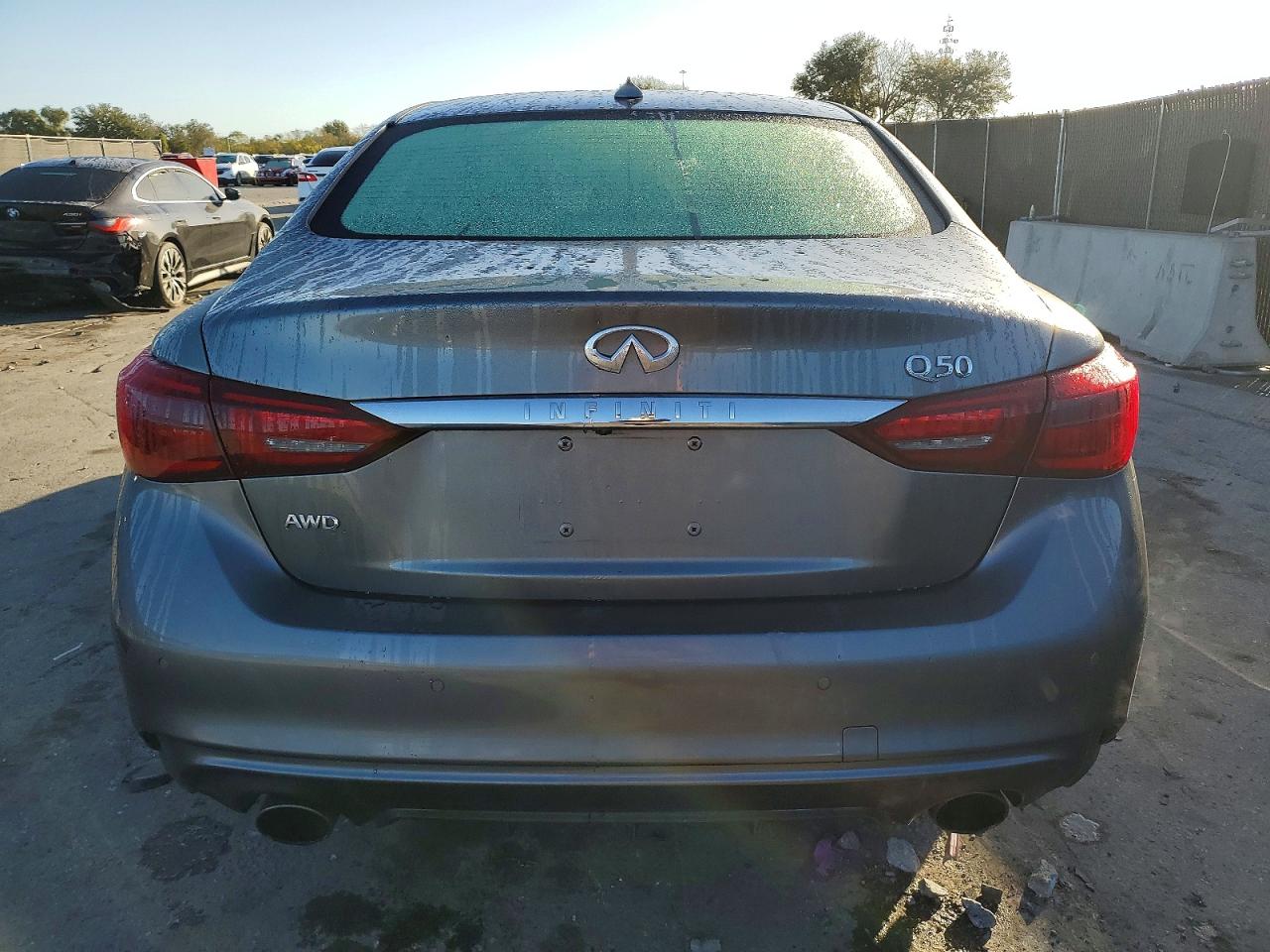 2018 INFINITI Q50 LUXE photo 6
