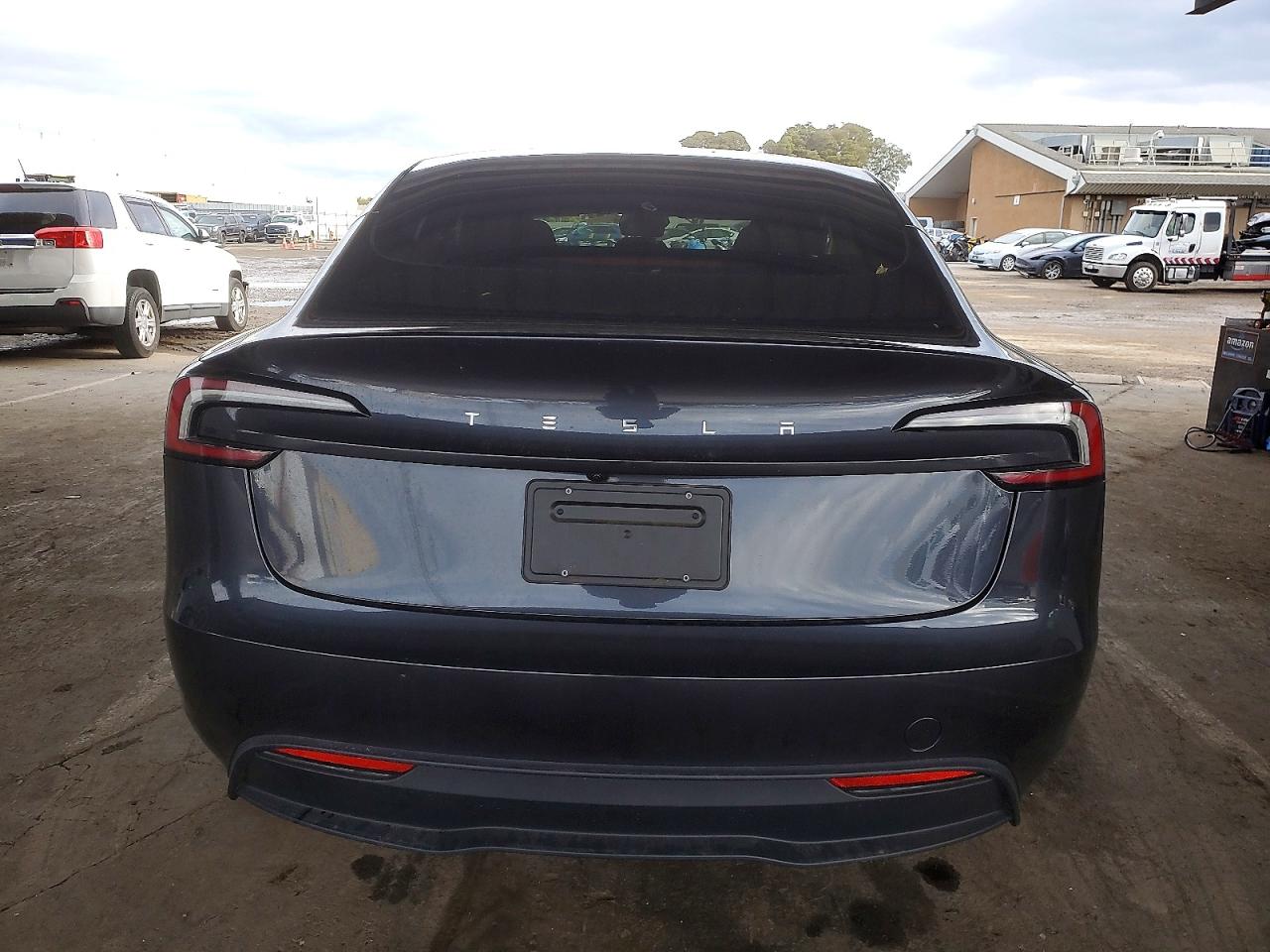 2024 TESLA MODEL 3 photo 6