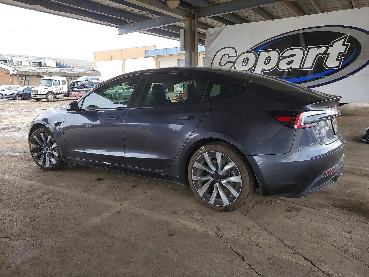 2024 TESLA MODEL 3 photo 2