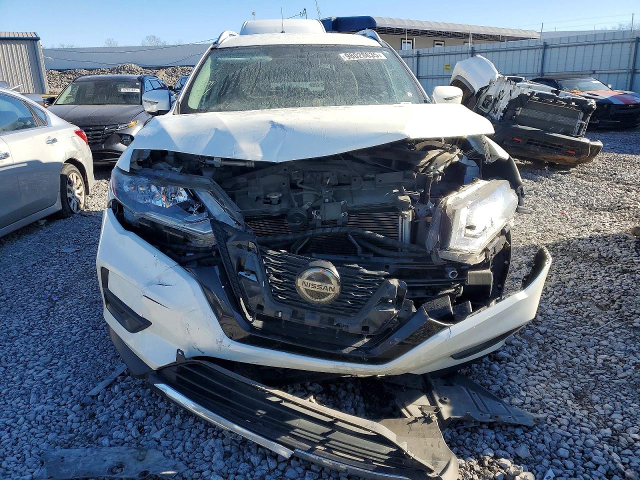 2018 NISSAN ROGUE S photo 9