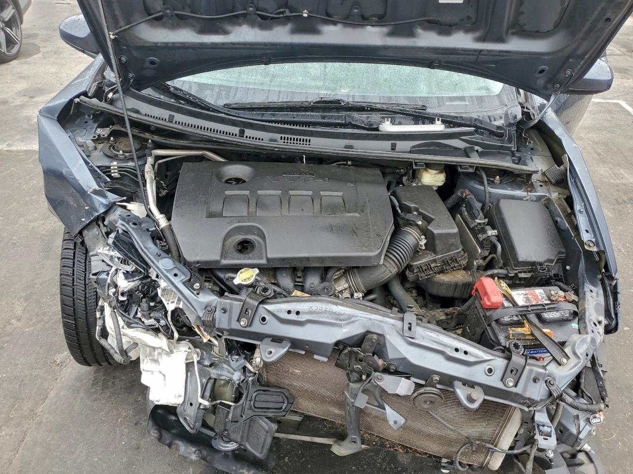 2015 TOYOTA COROLLA L photo 11