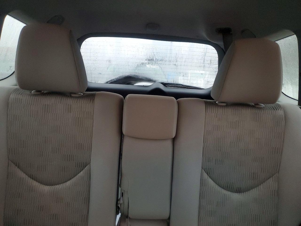 2012 TOYOTA RAV4 photo 10