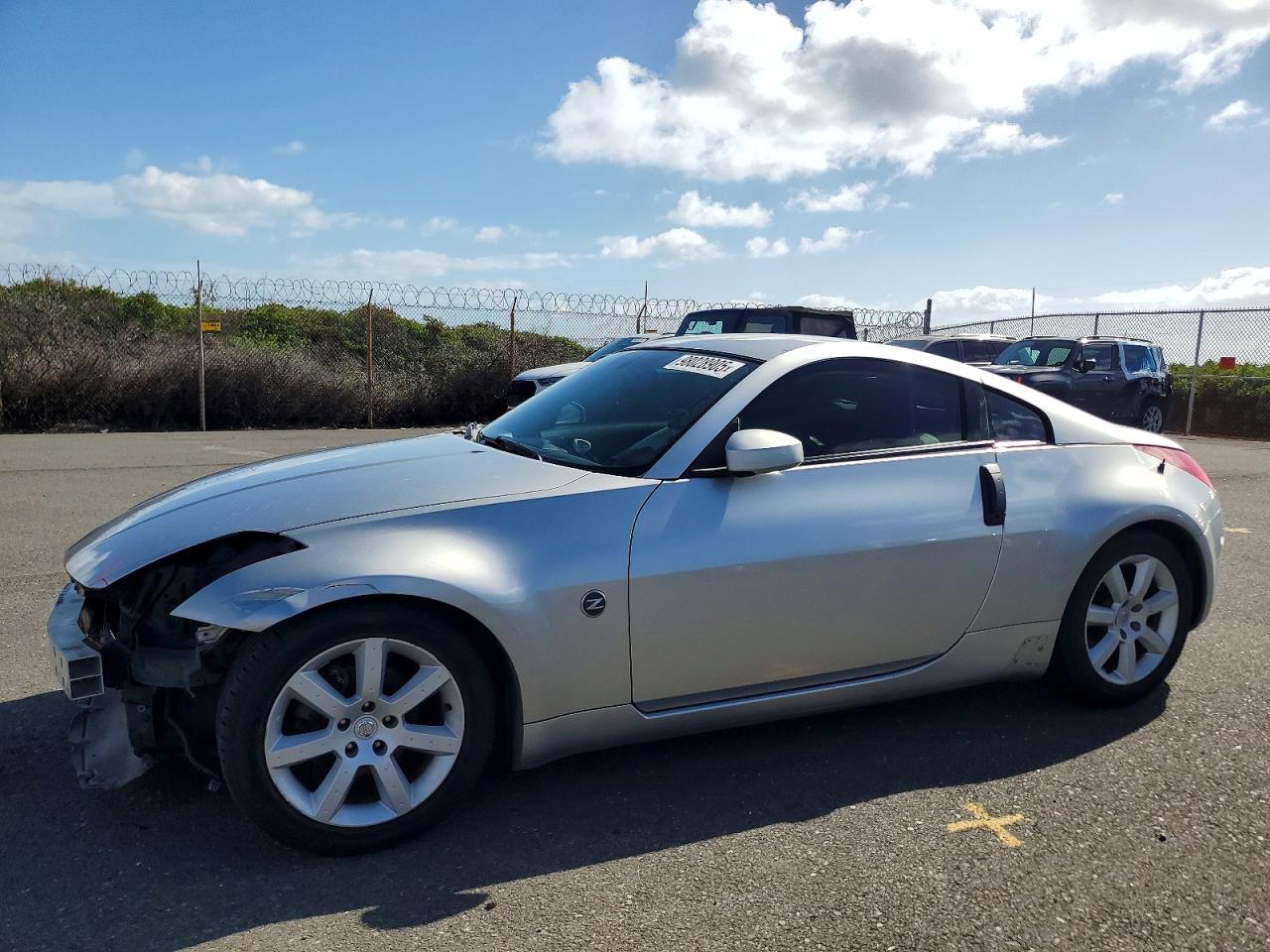 2004 NISSAN 350Z