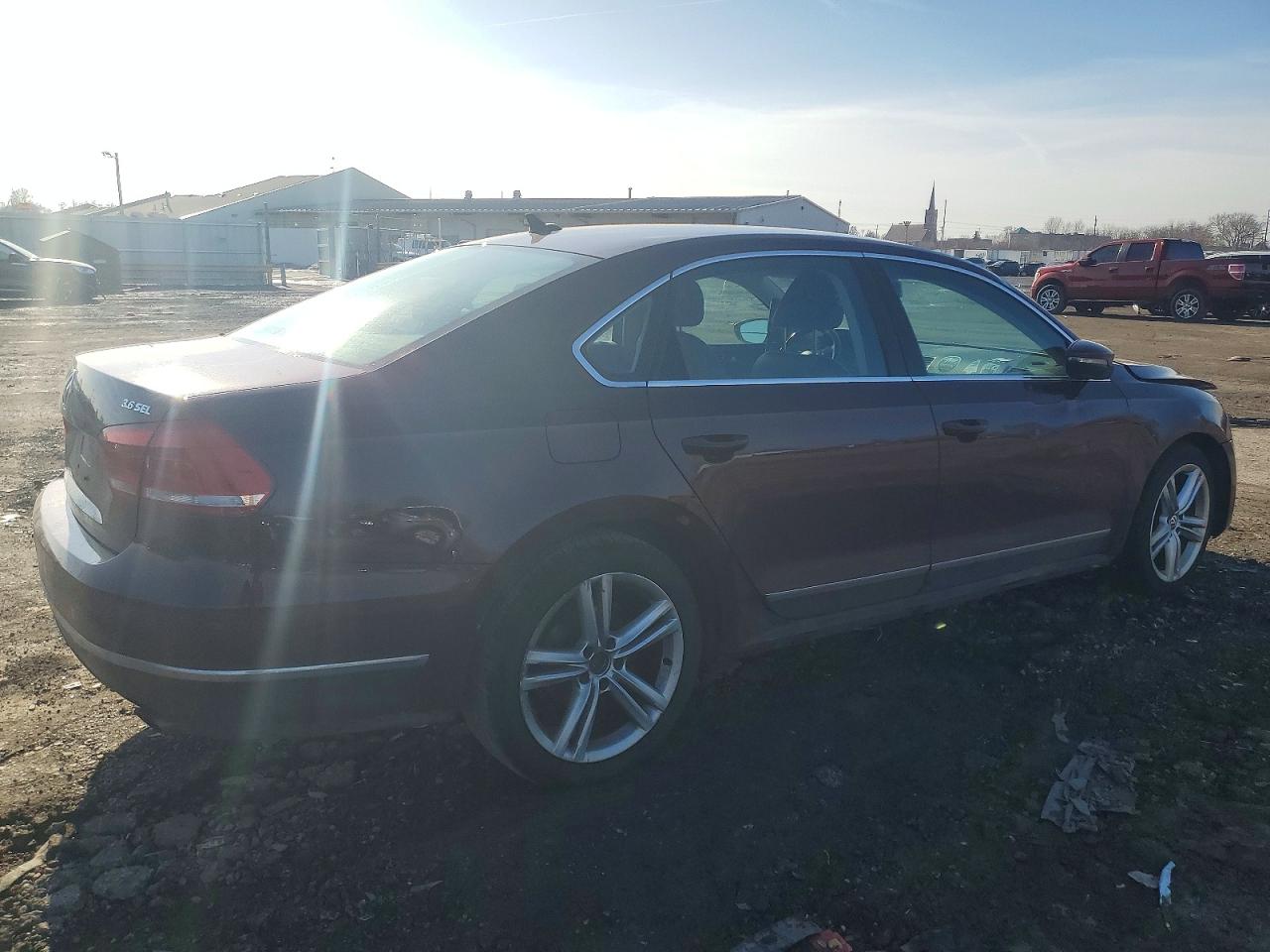 2012 VOLKSWAGEN PASSAT SEL photo 3